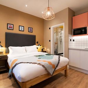 Room2 London Hammersmith Townhouse